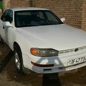 Toyota Camry 1992