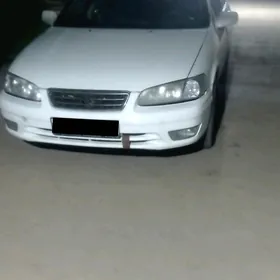 Toyota Camry 2001