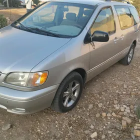 Toyota Sienna 2002