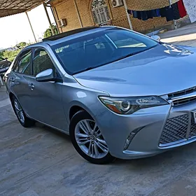 Toyota Camry 2015