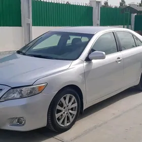 Toyota Camry 2011