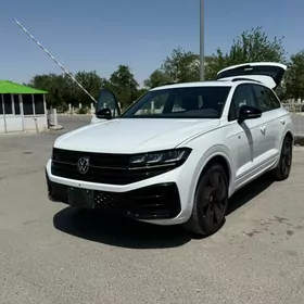 Volkswagen Touareg 2025