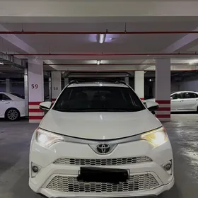 Toyota RAV4 2016