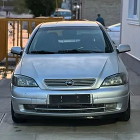 Opel Astra 2000
