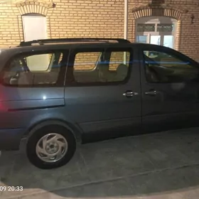 Toyota Sienna 2001