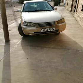 Toyota Camry 1999