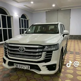 Toyota Land Cruiser 2024