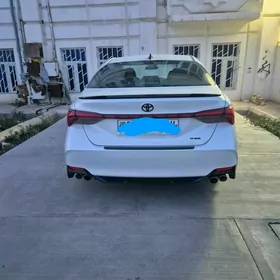 Toyota Avalon 2020