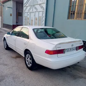 Toyota Camry 2000