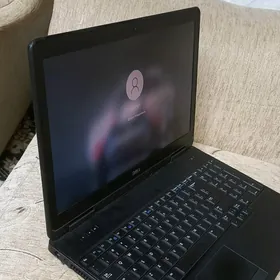 Satlyk Noutbuk DELL