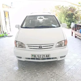 Toyota Sienna 2002