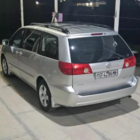 Toyota Sienna 2007