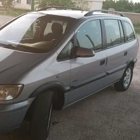 Opel Zafira 2003
