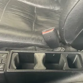 BMW E34 Подстаканник