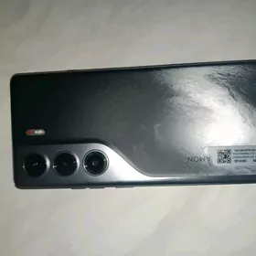 Tecno camon 40