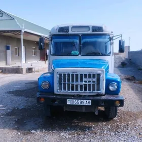 Gaz 53 1990