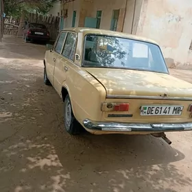 Lada 2104 1986