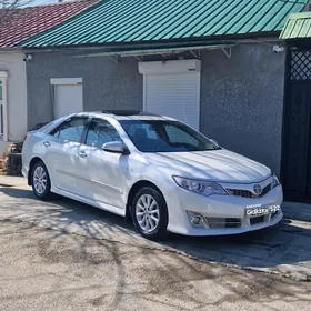 Toyota Camry 2012