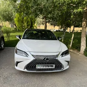 Lexus ES 350 2020
