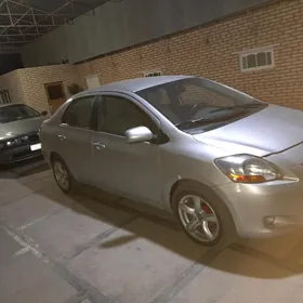 Toyota Yaris 2009