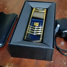 Новый телефон VERTU.