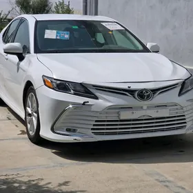 Toyota Camry 2022