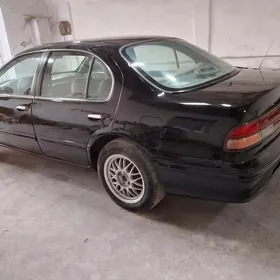 Nissan Cefiro 1995