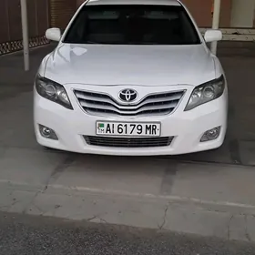 Toyota Camry 2011