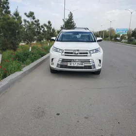 Toyota Highlander 2017