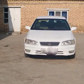 Toyota Camry 1997