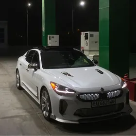 Kia Stinger 2018