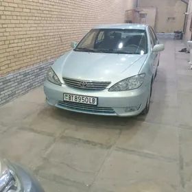 Toyota Camry 2005