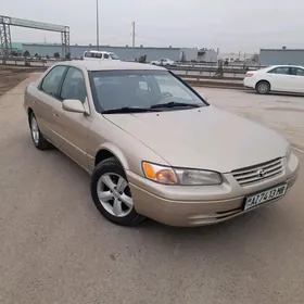 Toyota Camry 1998