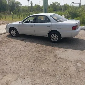 Toyota Vista 1995
