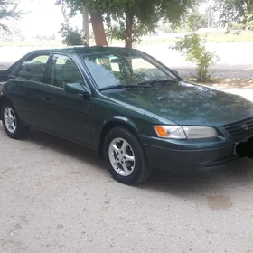 Toyota Camry 1999