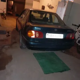 Toyota Corolla 2000