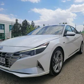 Hyundai Elantra 2023
