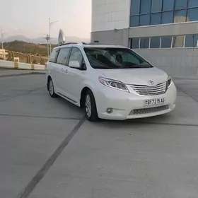 Toyota Sienna 2017