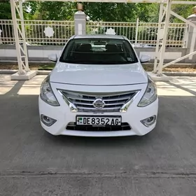 Nissan Versa 2017