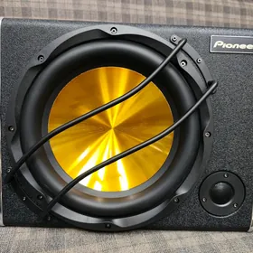 Pioneer Subwoofer  12ay garas