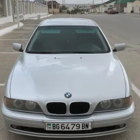 BMW E39 2000