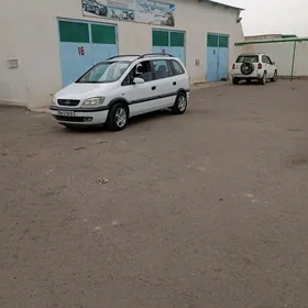 Opel Zafira 2000