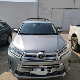 Toyota Highlander 2017