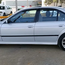 BMW 528 1999