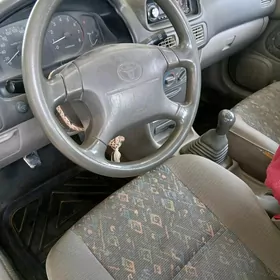 Toyota Corolla 1998