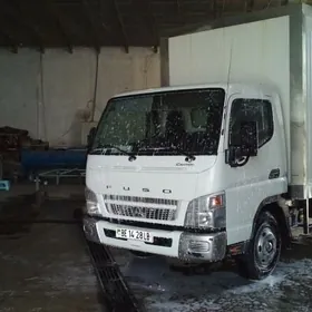 Mitsubishi Canter 2022