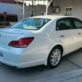 Toyota Avalon 2005