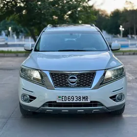 Nissan Pathfinder 2013