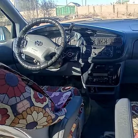 Toyota Sienna 2000