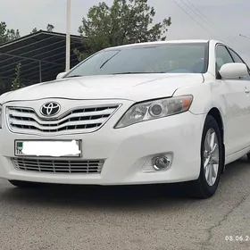 Toyota Camry 2011
